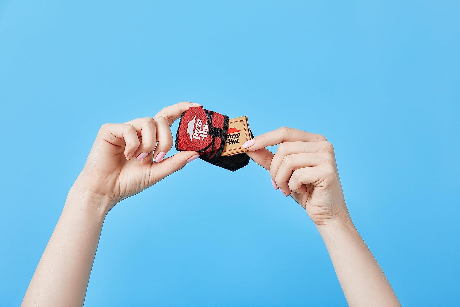 Zuru 5 Surprise Mini Brands Foodie Mini Food Court - Shop Playsets