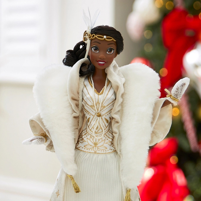 https://www.youloveit.com/uploads/posts/2023-09/1695656281_youloveit_com_disney_holiday_special_edition_tiana_doll_2023.jpg