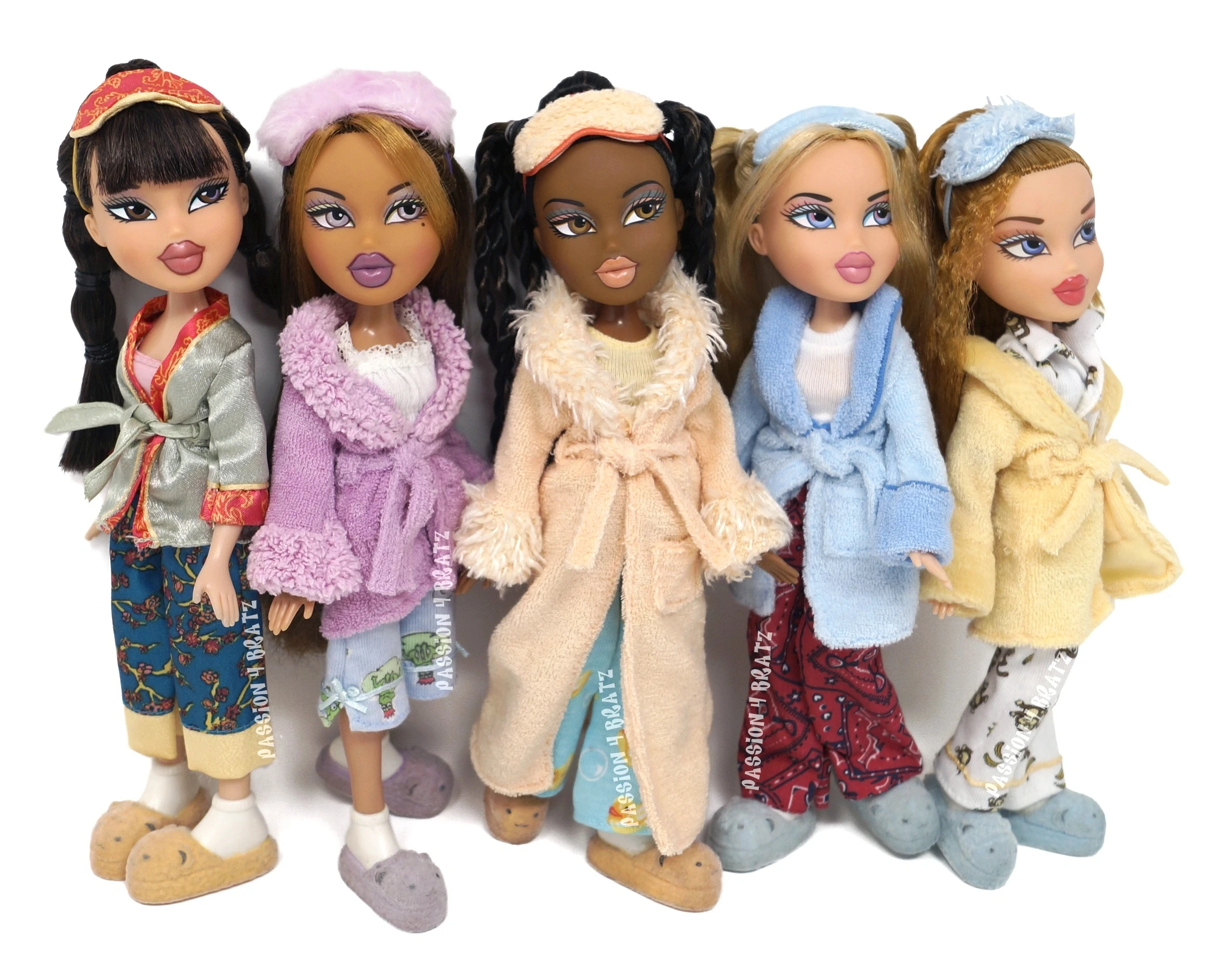 Bratz Slumber Party dolls 2024 Yasmin, Cloe, Sasha, Jade, and Meygan  re-release 