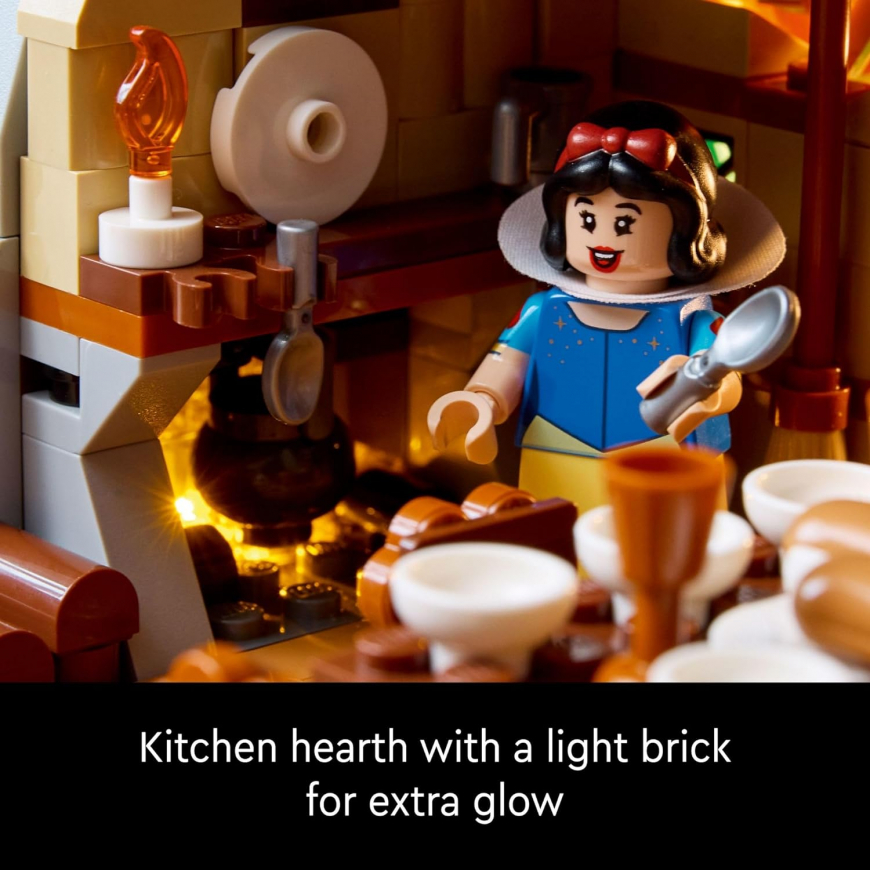 LEGO Disney Snow White and The Seven Dwarfs’ Cottage