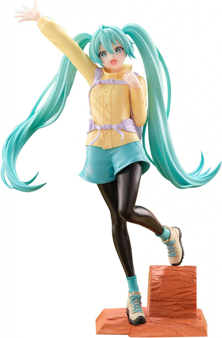 Hatsune Miku Holiday Memories Moutain Climbing figure