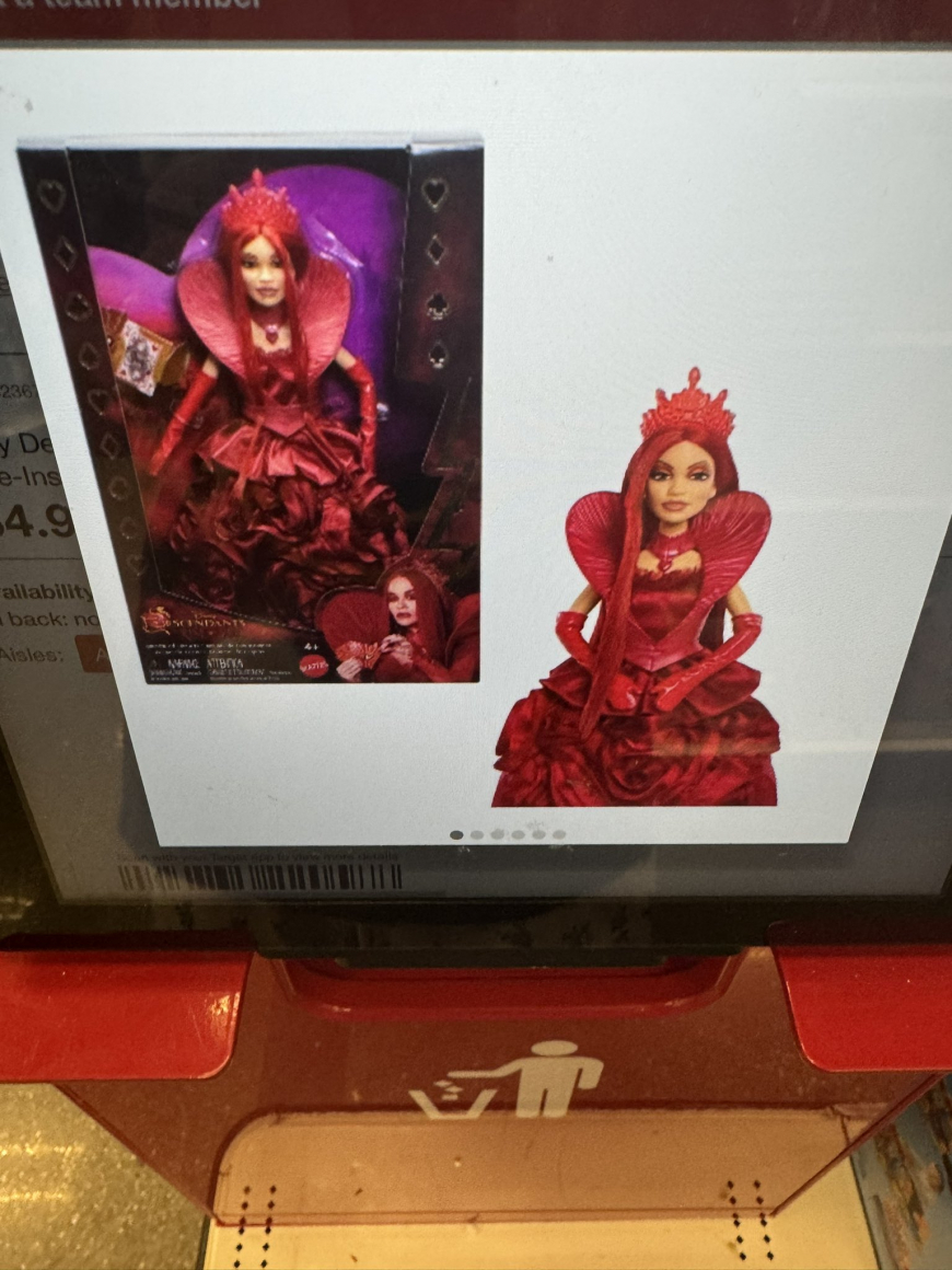 Rise of Red deluxe Queen of Hearts doll