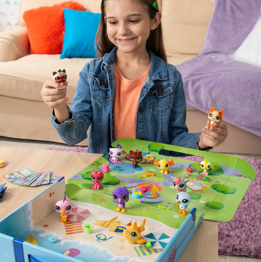 Littlest Pet Shop New Traveling Adventure Collector Starter Pack