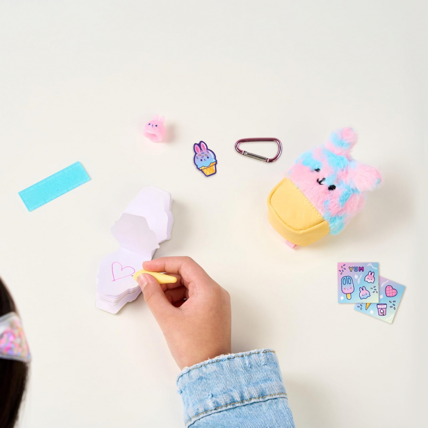 REAL LITTLES - Scented Surprise Micro Backpacks