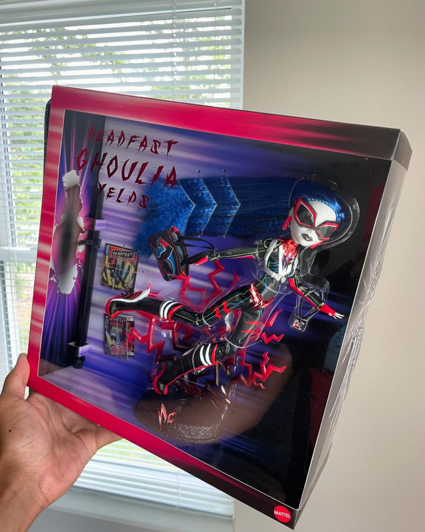 Monster High Deadfast Ghoulia Yelps Doll 2024 in real life photos