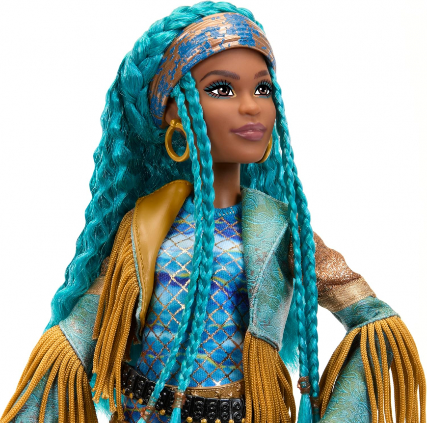 Mattel Disney Descendants: The Rise of Red Fashion Uma doll