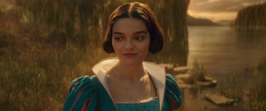 pictures from Snow White 2025 movie teaser with Snow White (Rachel Zegler), Evil Queen(Gal Gadot), prince, dwarfs and other characters