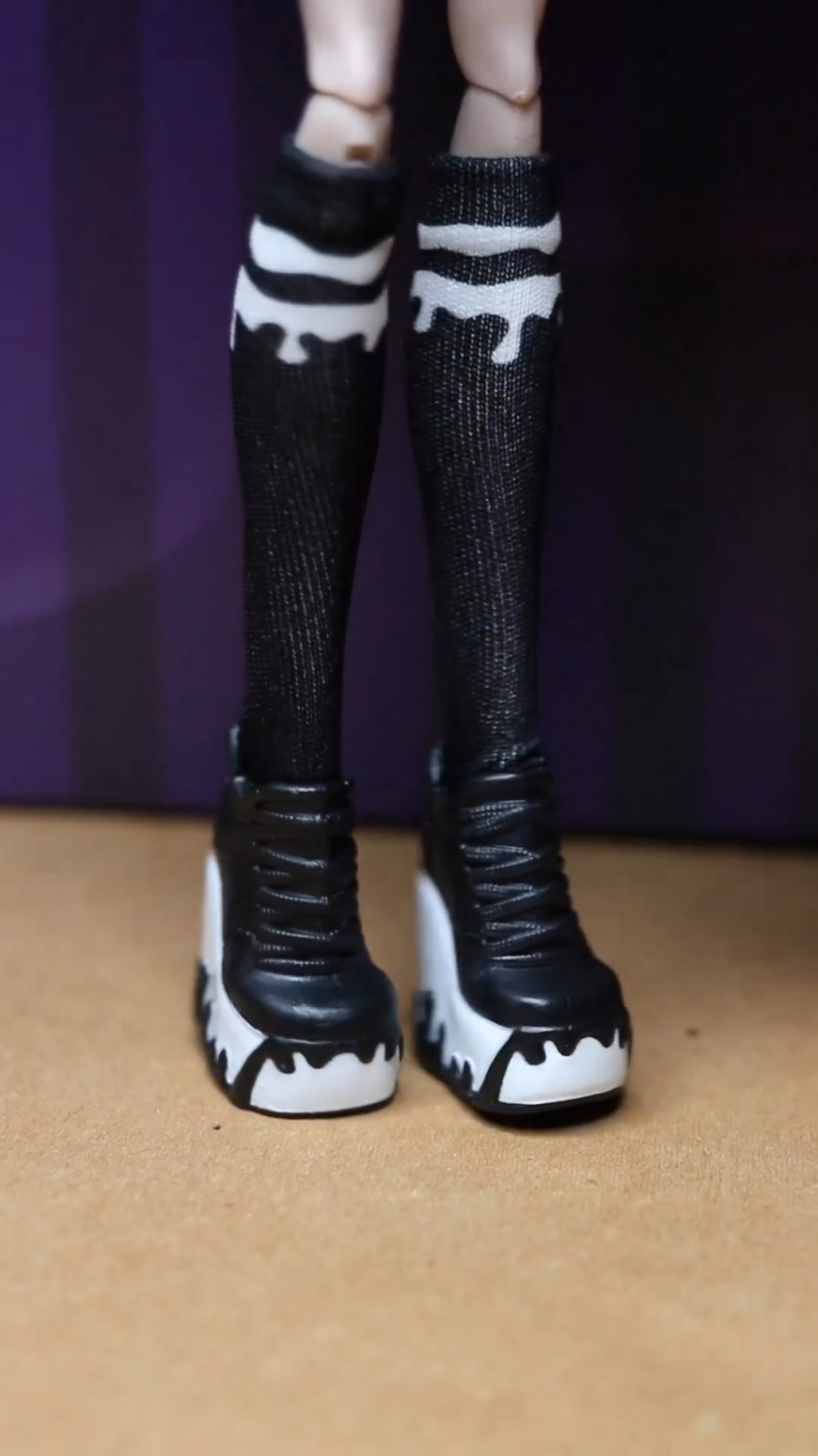 Monster High Wednesday Paint it Black Fashion Pack