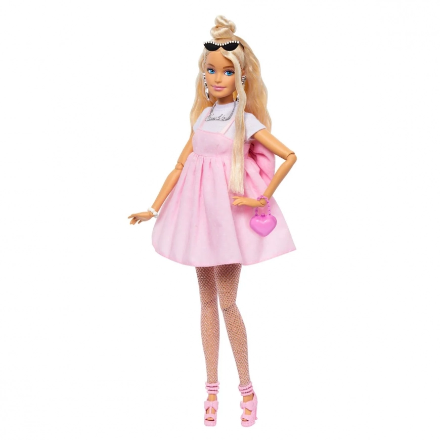 Barbie Deluxe Style Doll #3 HYV27