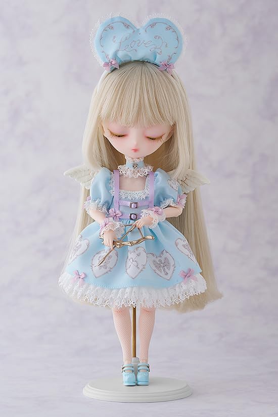 Harmonia Bloom Seasonal doll pétale