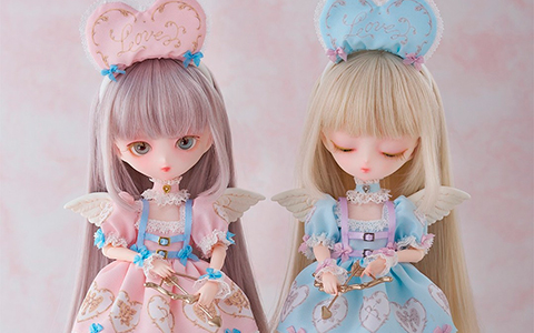 Harmonia Bloom Seasonal dolls  épine and pétale