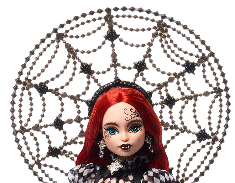 Monster High Skullector Witch Weaver Harris Reed doll