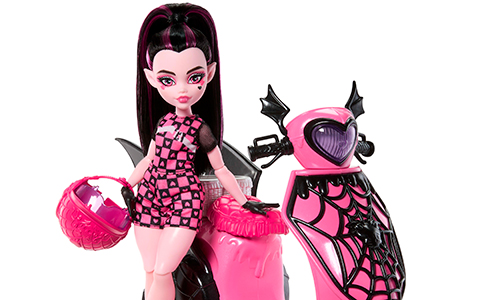 Monster High Draculaura Vamptastic Scooter doll