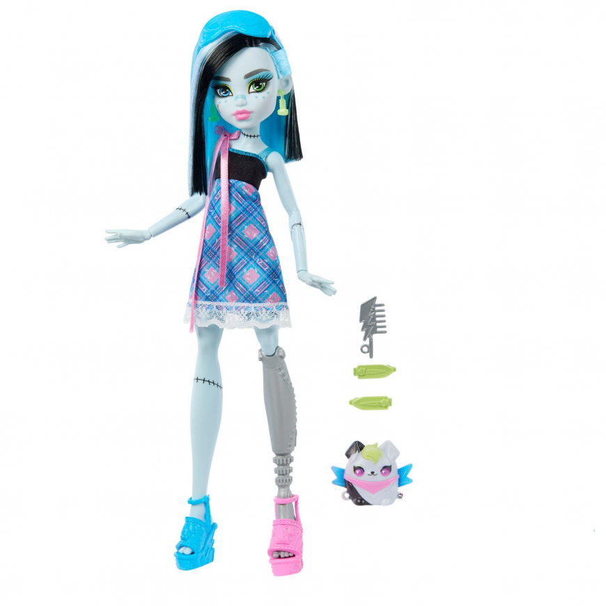 Monster High Buried Secrets Cozy Creepover dolls stock images