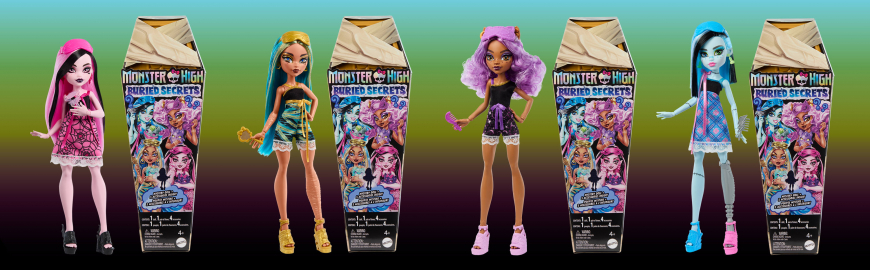 Monster High Buried Secrets Cozy Creepover dolls