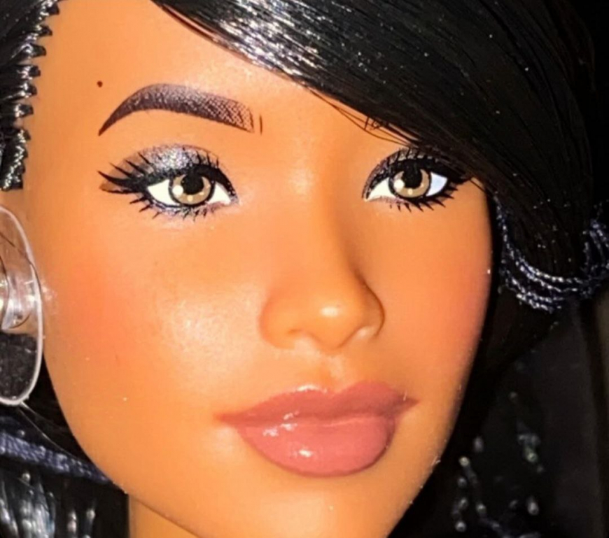 Barbie Signature Aaliyah doll details and face