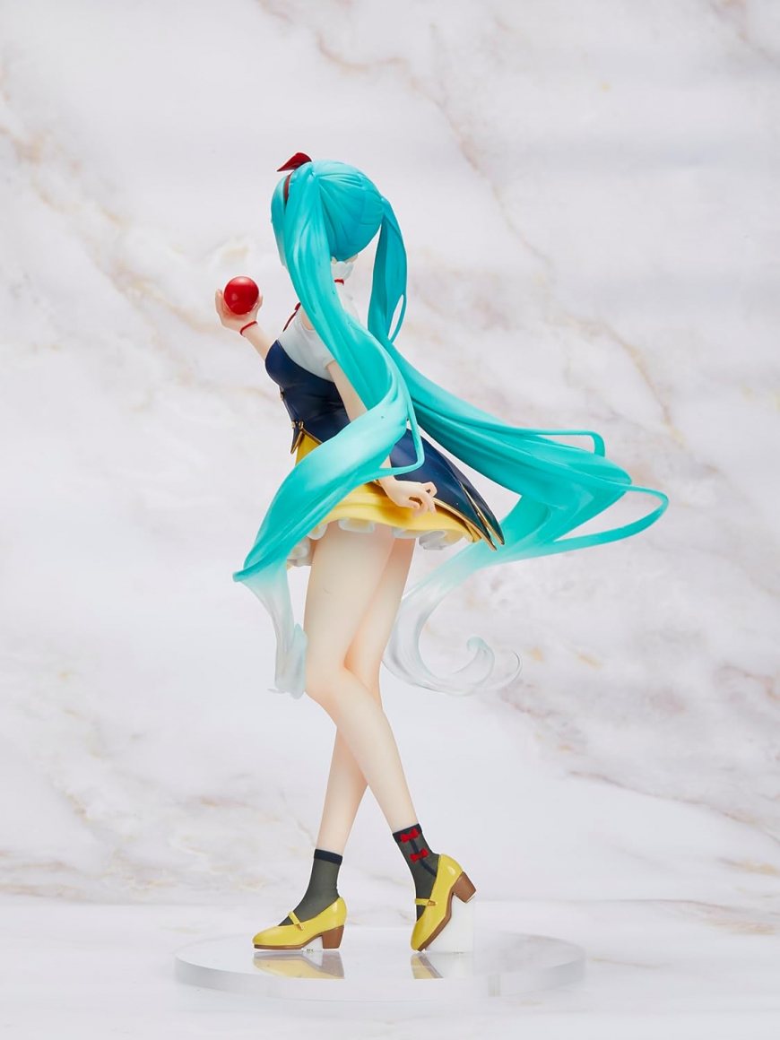 Hatsune Miku Wonderland Figure Snow White