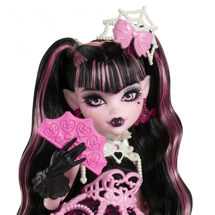 Monster High Scary Sweet Birthday Draculaura doll