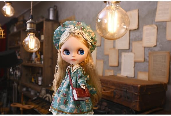 Blythe Kendra The Bibliophile Doll