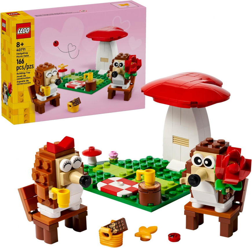 LEGO Hedgehog Picnic Date Valentines Day playset