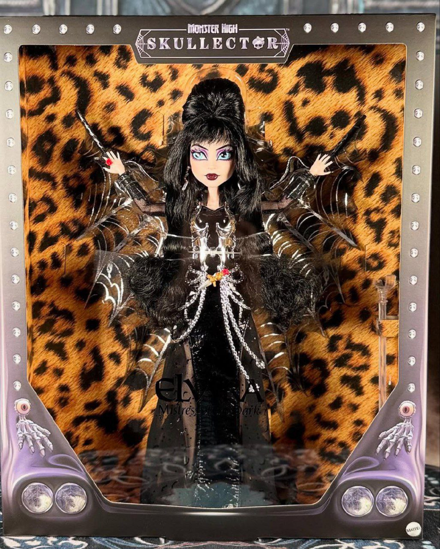 Monster High Skullector Elvira doll 2025