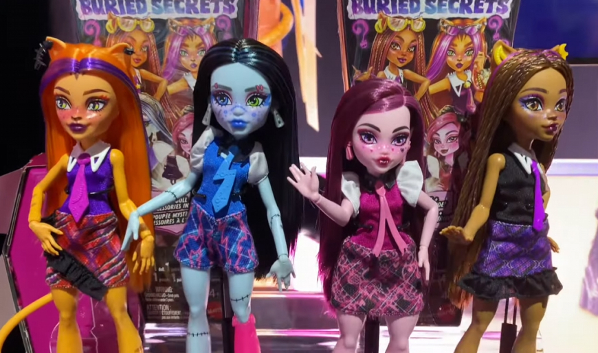 Monster High Buried Secrets series 2 dolls