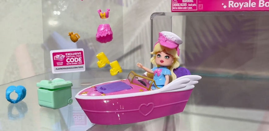 Royale High Royale Boat playset